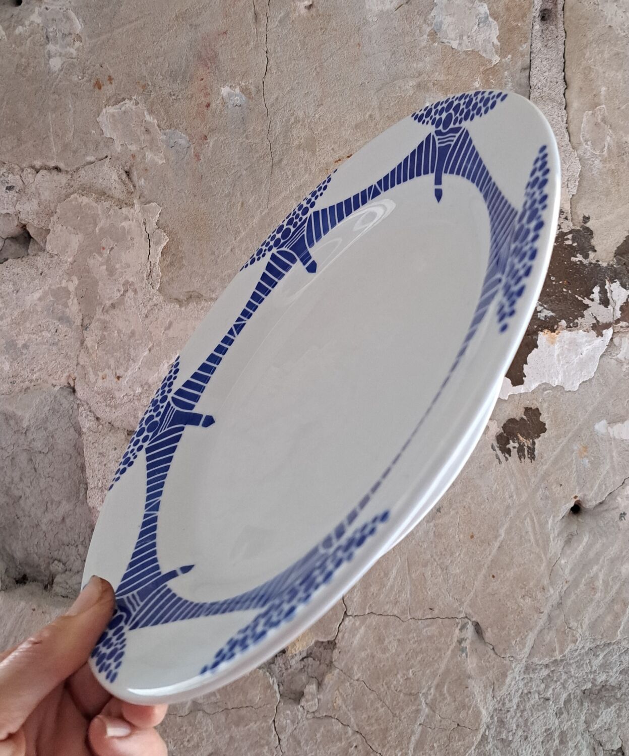 Art deco piedouche plate