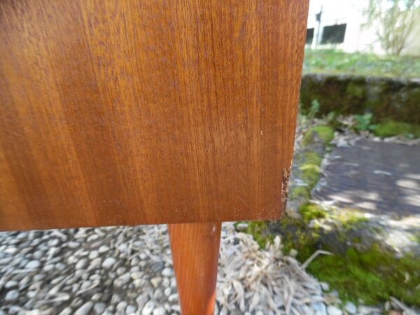 Commode vintage