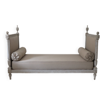 Lit de repos - banquette style Louis XVI retapissé en lin