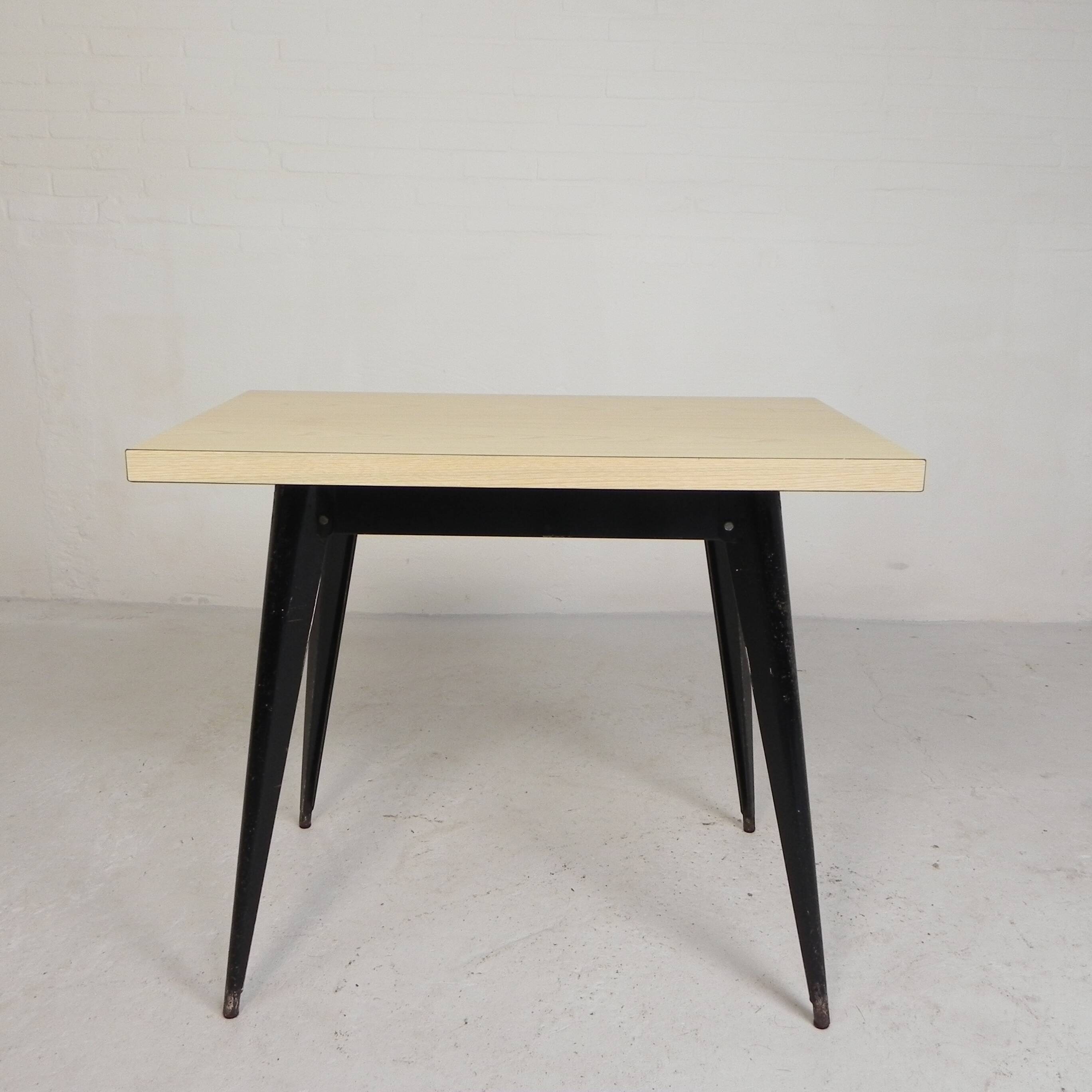 Bistro table Henri Julien, model Tolix T55 with a Formica top, 1950s.