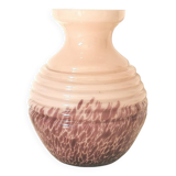 vase en opaline rond , rose et violet années 40