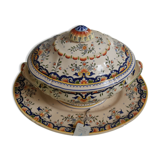 Soup tureen