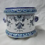 Cache-pot faïence de Nevers. XXéme
