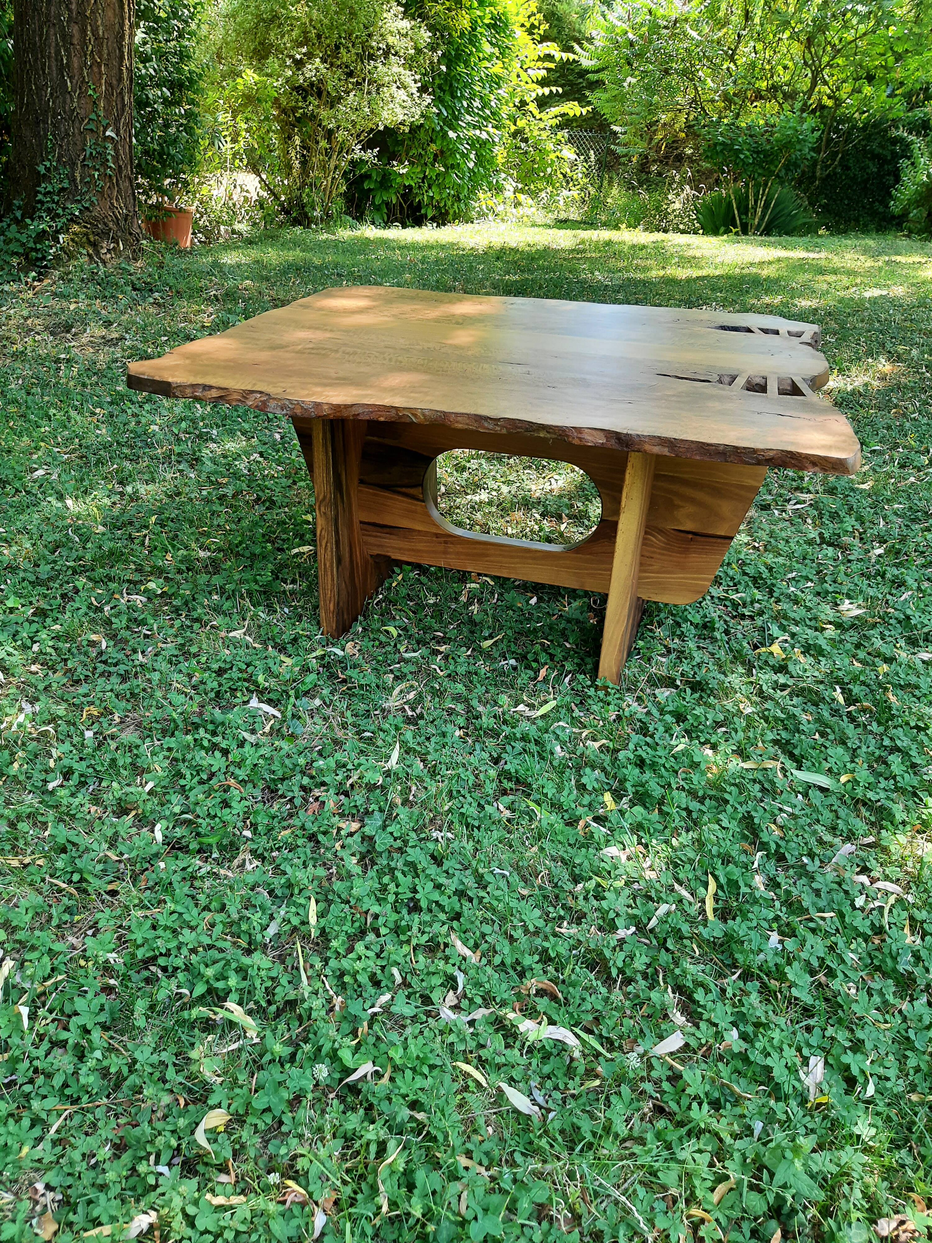 Coffee table in solid walnut