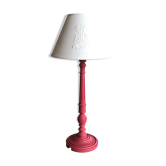 Pied de lampe rouge