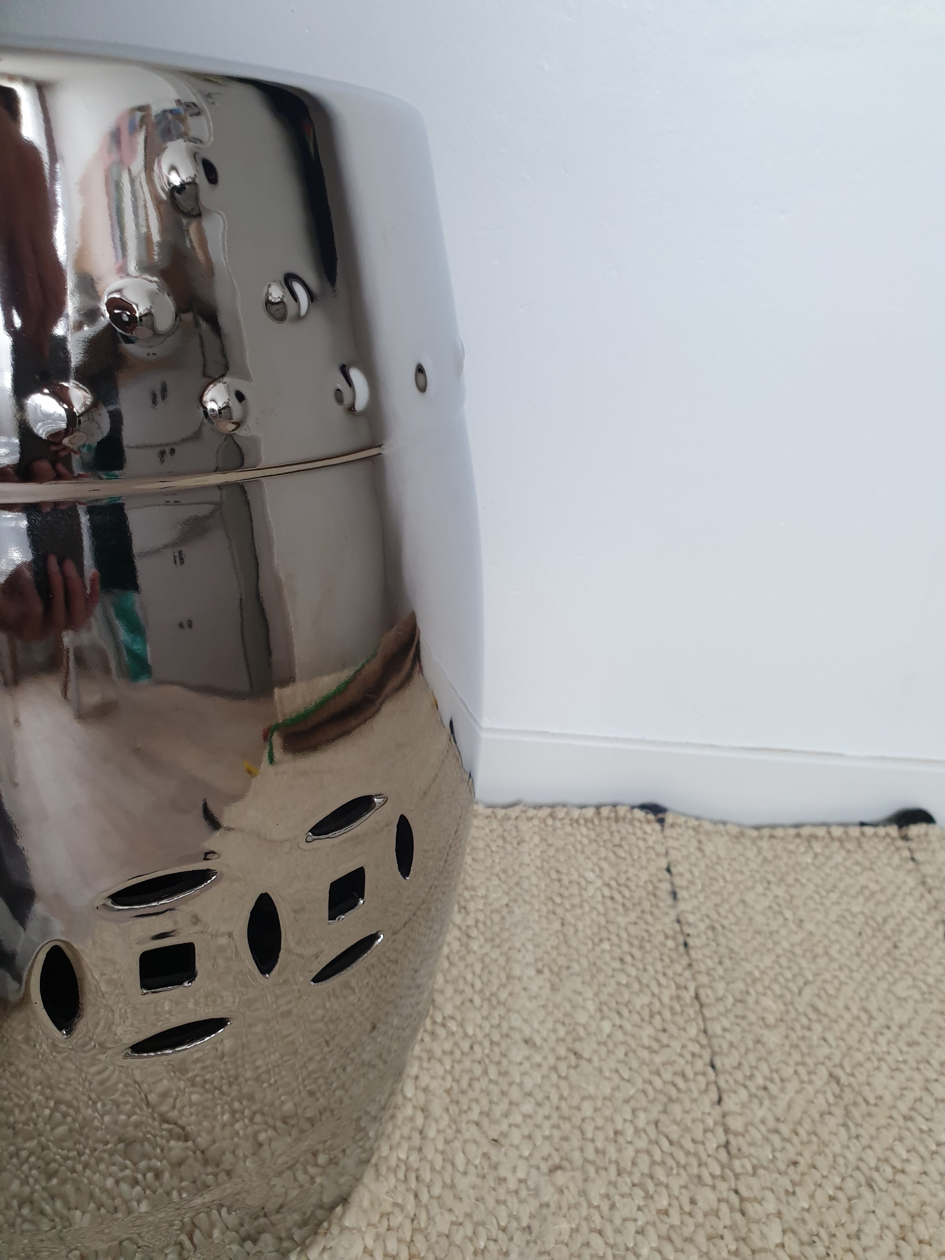 Chinese silver ceramic stool