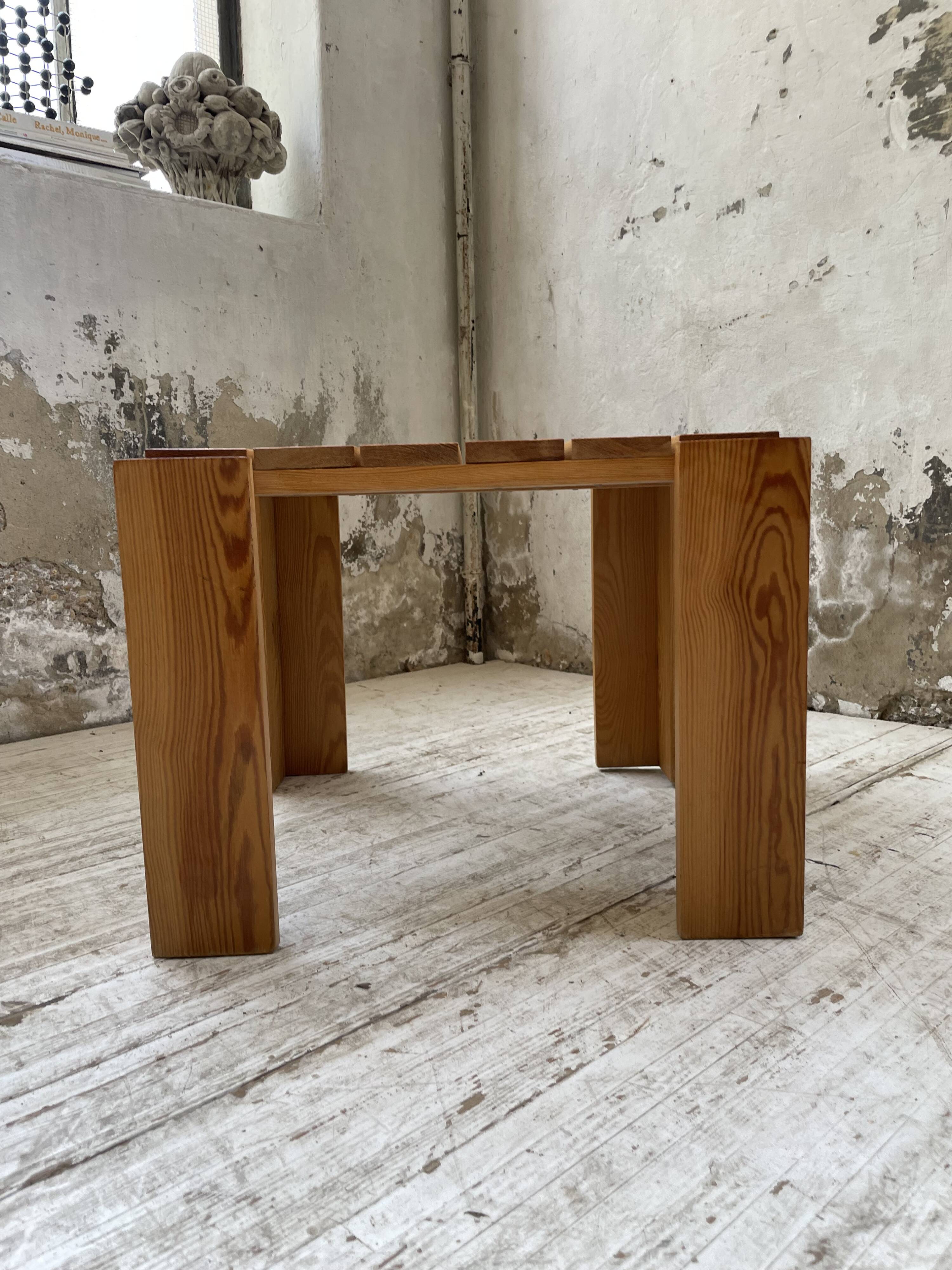 Square pine coffee table from the 70s revival