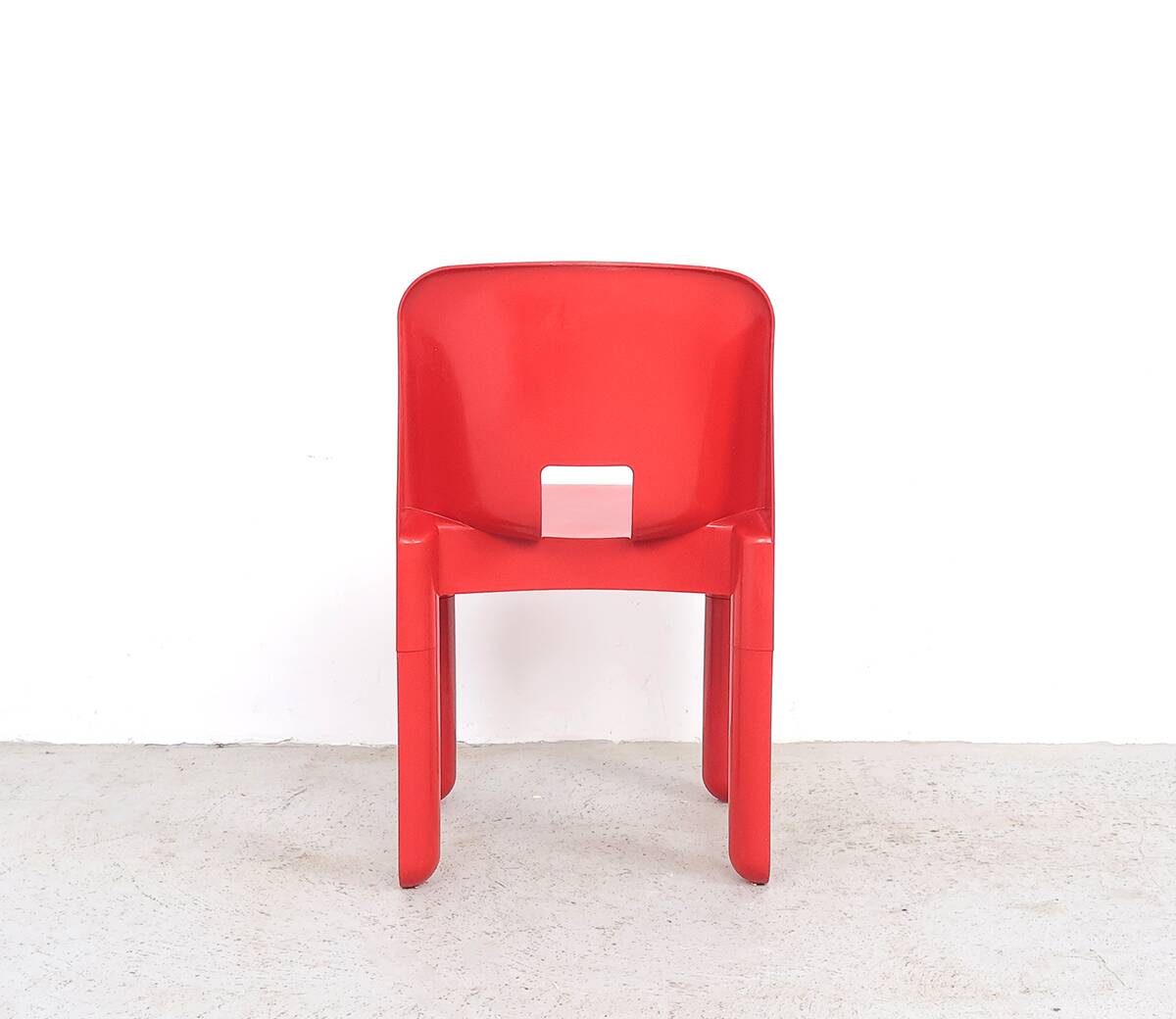 Joe Colombo red universale chairs for Kartell, 1960s