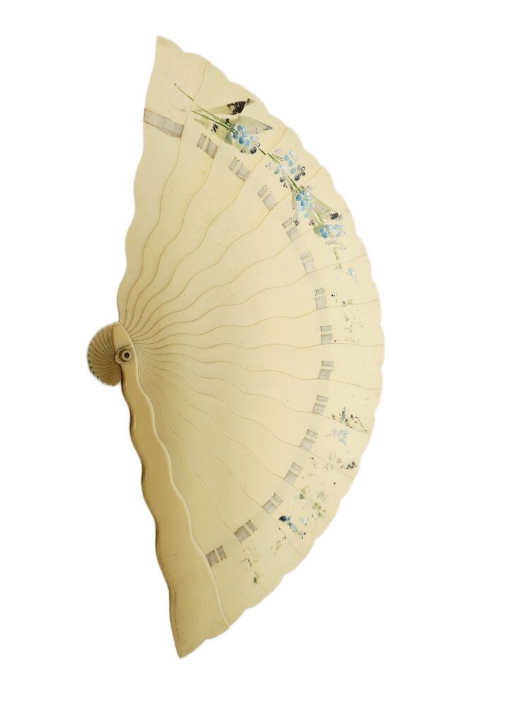 Austro-Hungarian Art Nouveau celluloid fan, 1900s