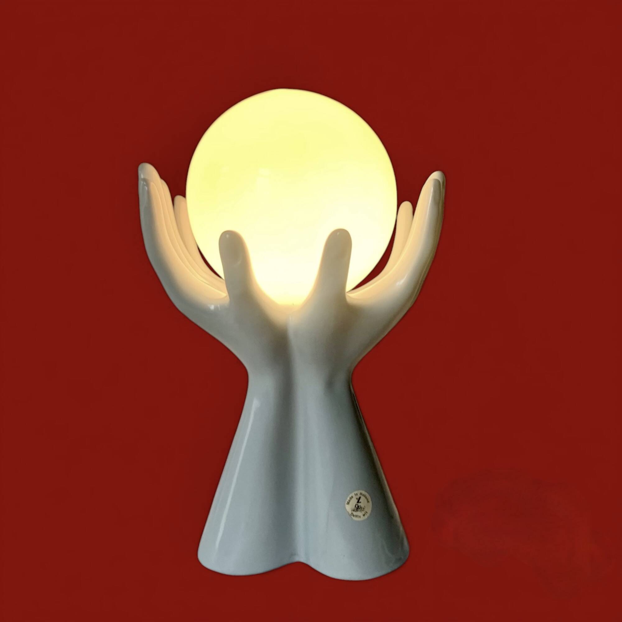 Vintage ceramic "hands" lamp - Wit Delfts - Made in Holland