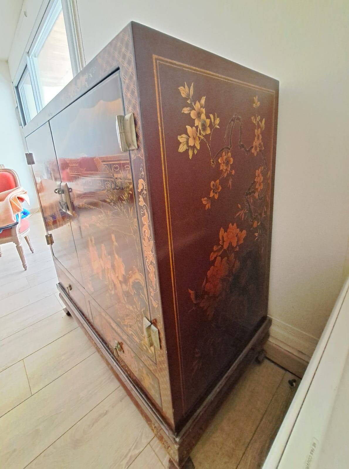 Chinese furniture