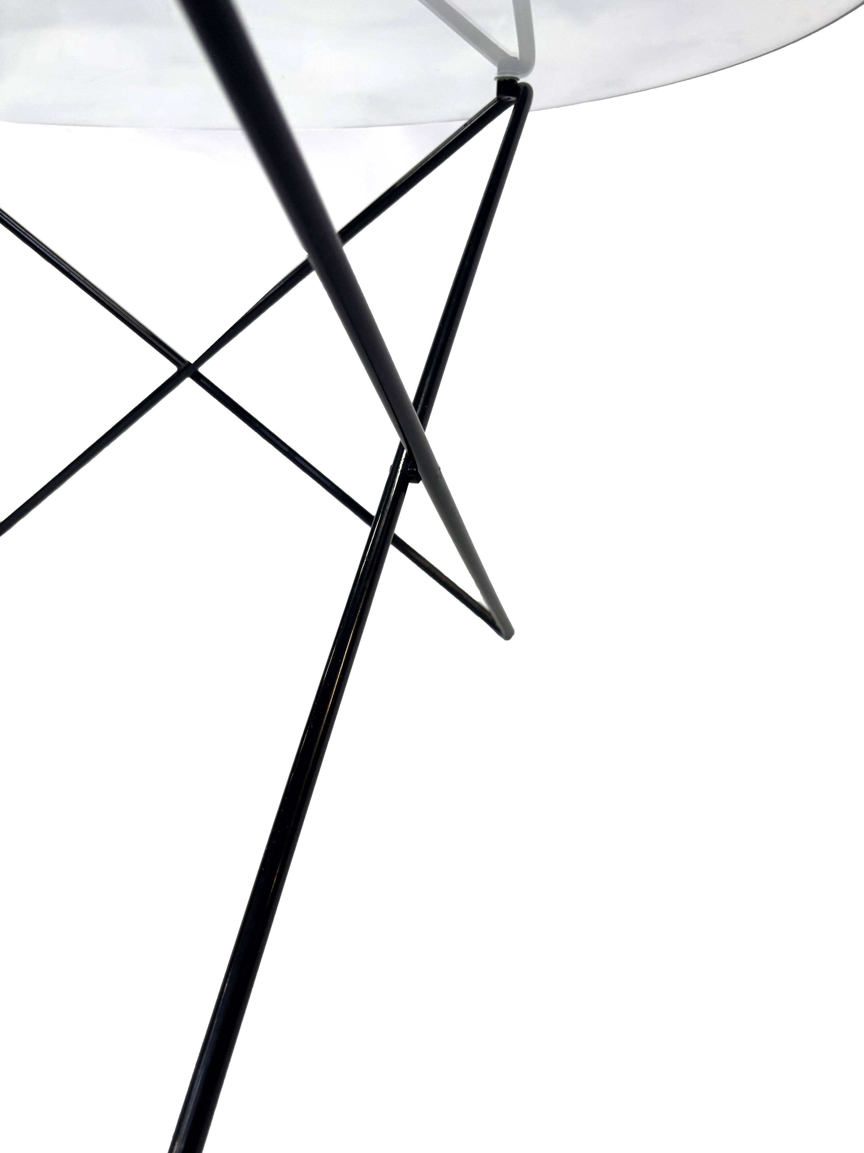 Vintage coffee table in 70s steel wire glass design