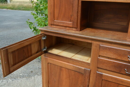 Mado buffet two vintage bodies