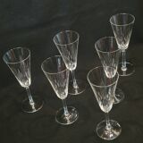 6 anciennes flûtes à champagne en cristal taillé