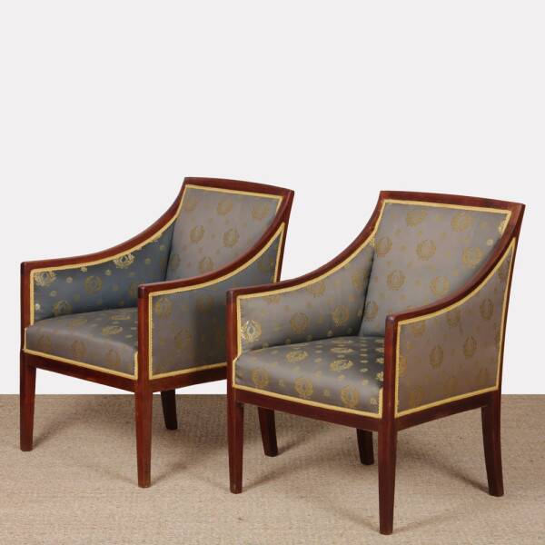 Pair of armchairs in the style of Jean-Michel Frank from the 1930s-1940s.