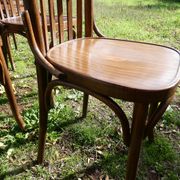 Lot de 11 chaises bistrot en bois courbé vintage
