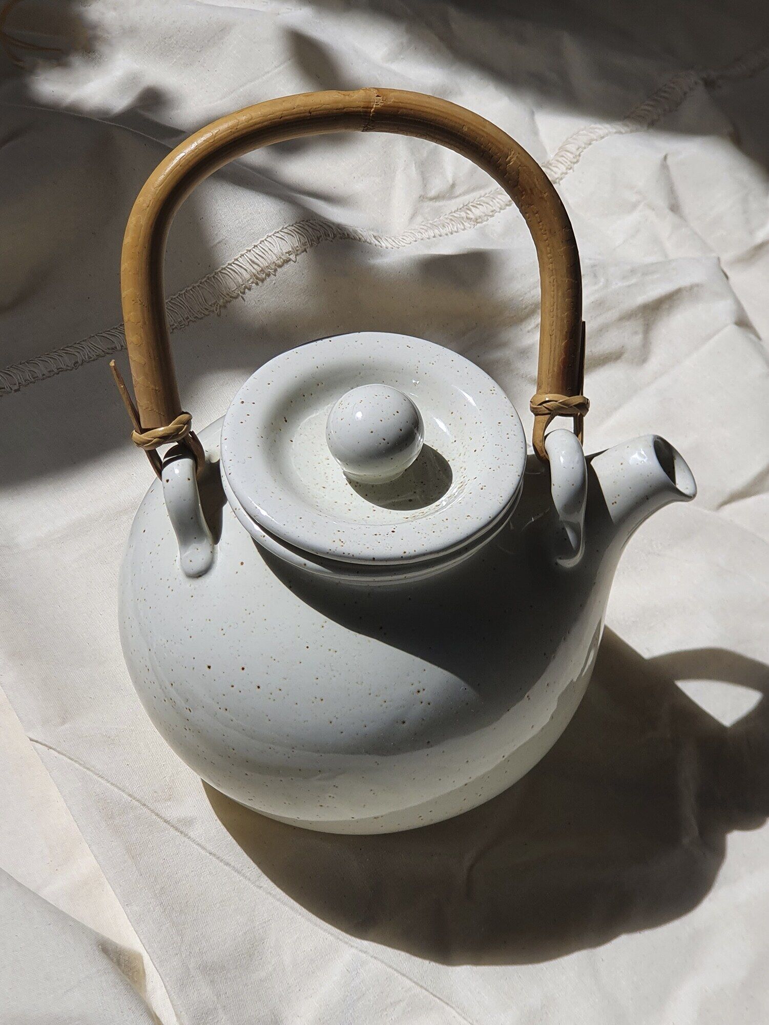 Pentik Finland Halla dinnerware set