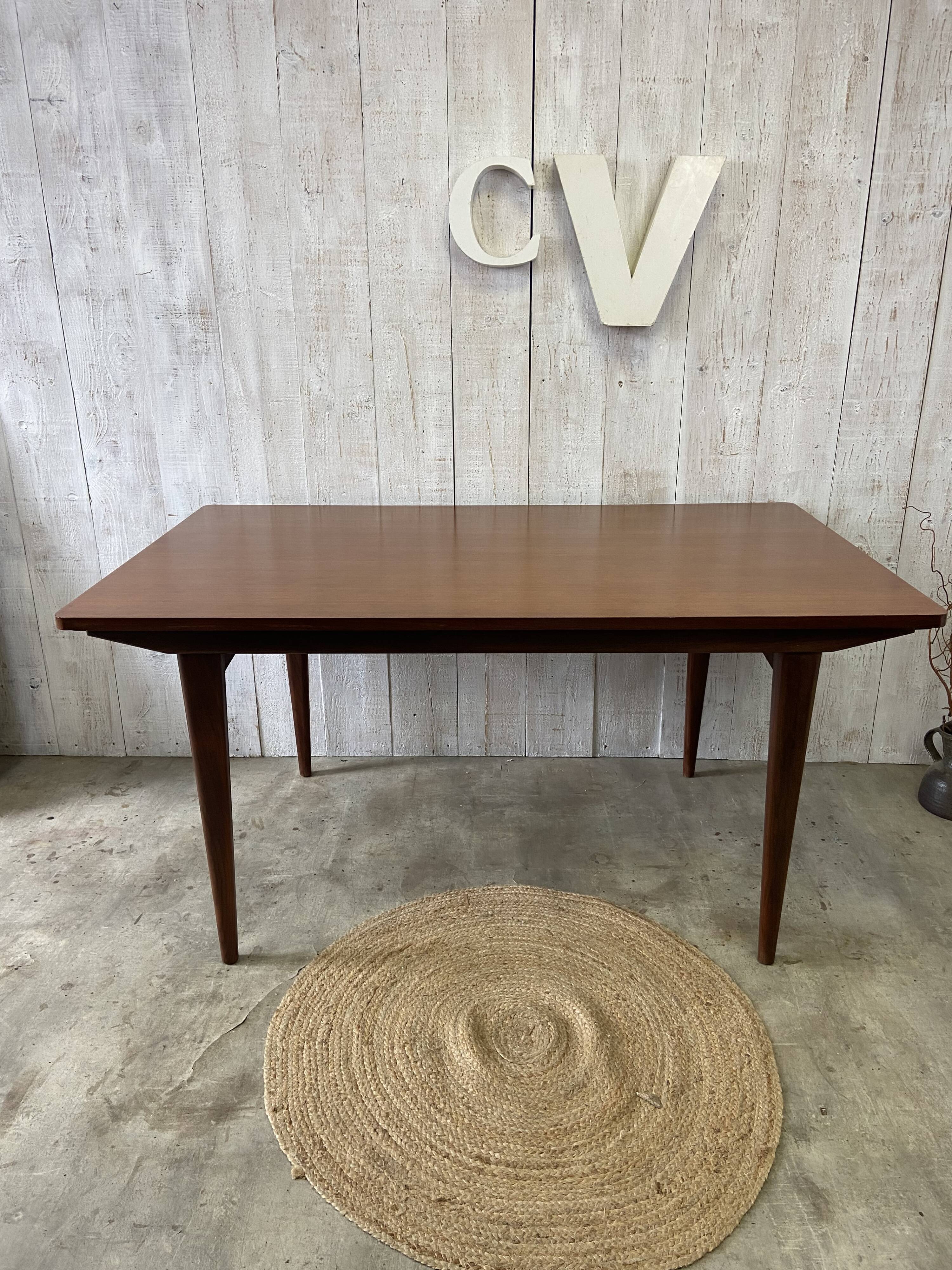 Scandinavian table