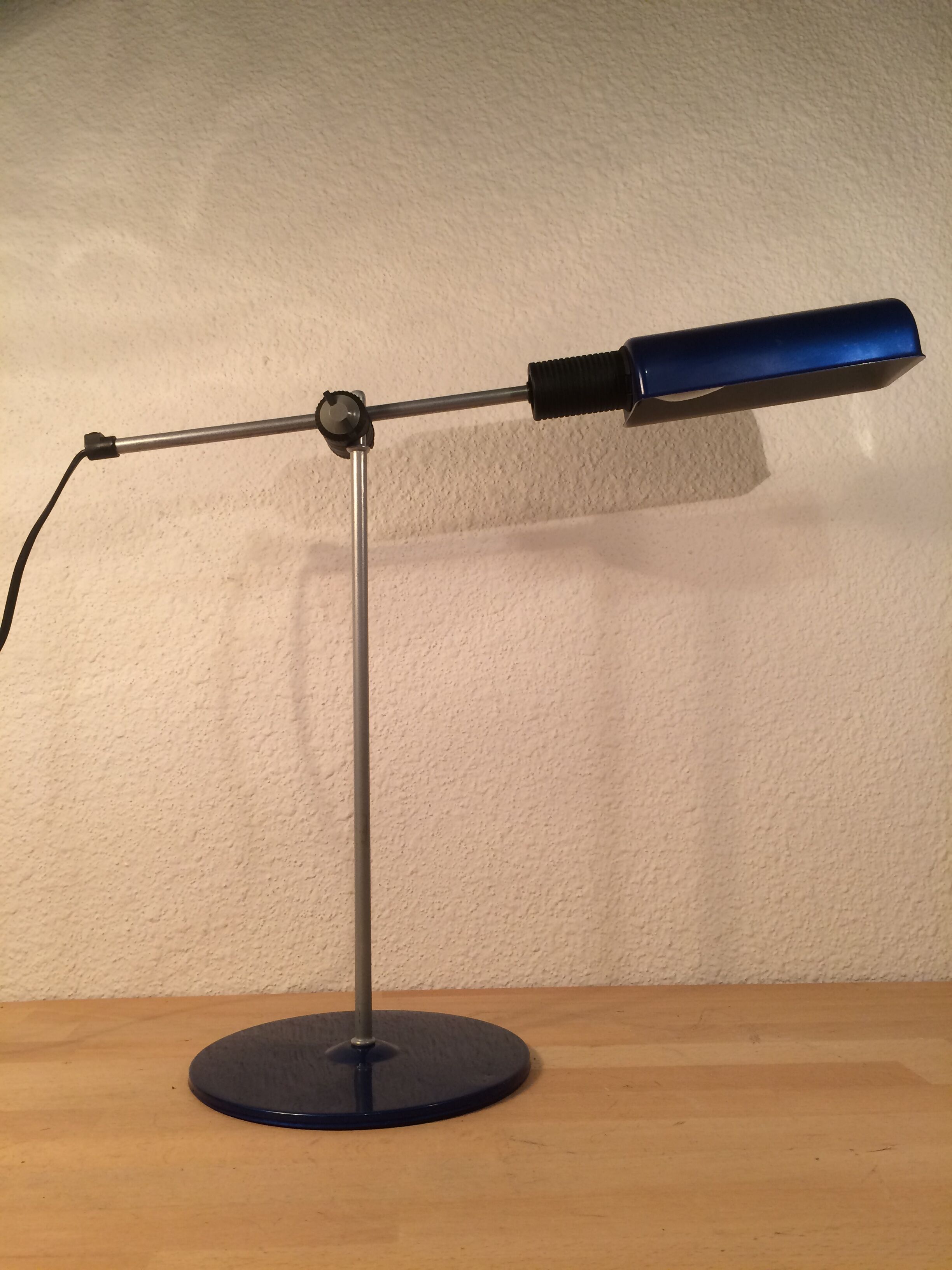 Veneta Lumi desk lamp