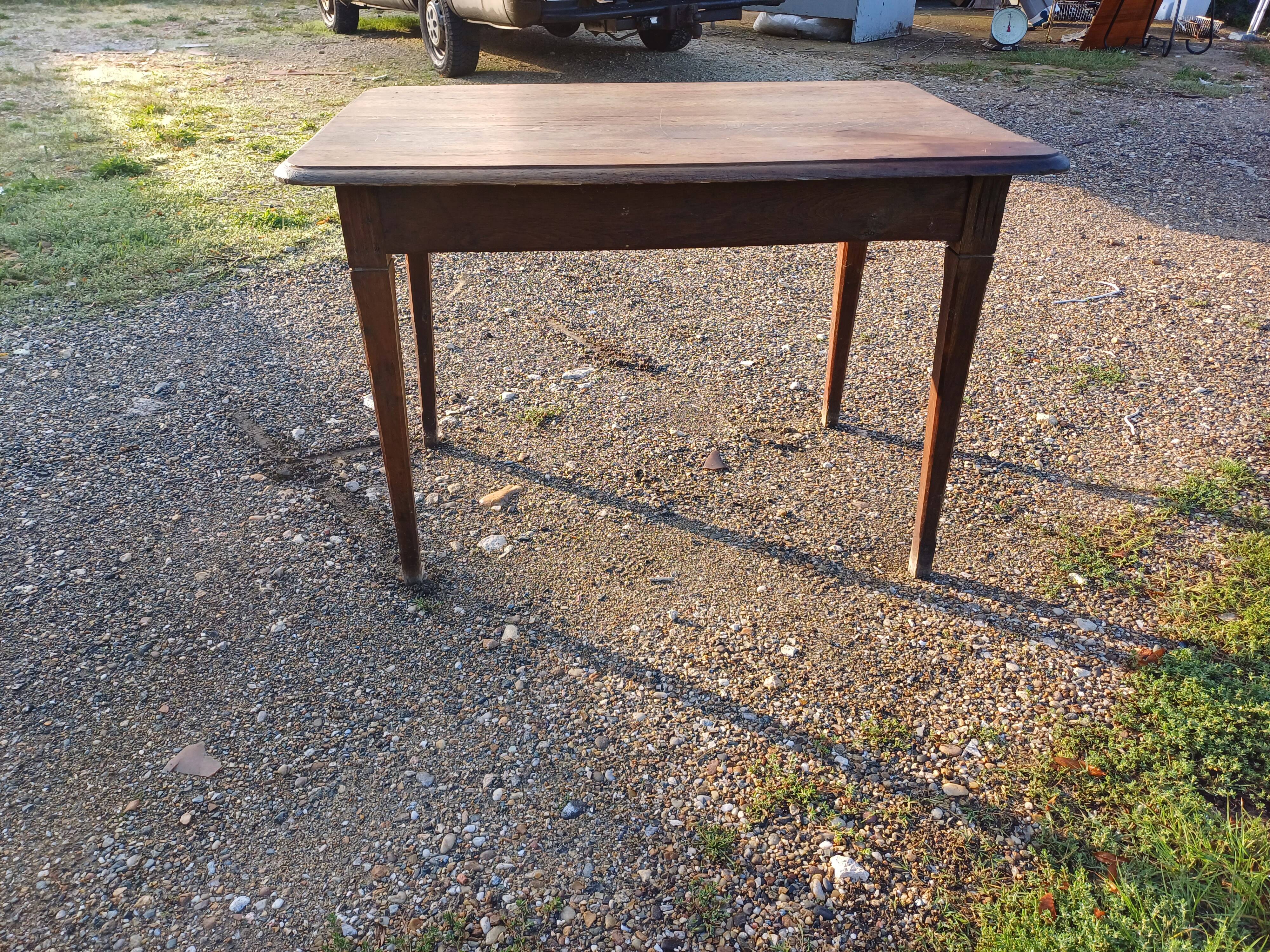 Oak table from the 1930s