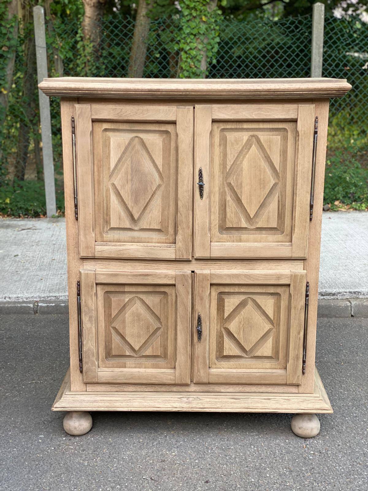 Buffet armoire with 4 doors, diamond point, stripped in light oak from the 1970s.