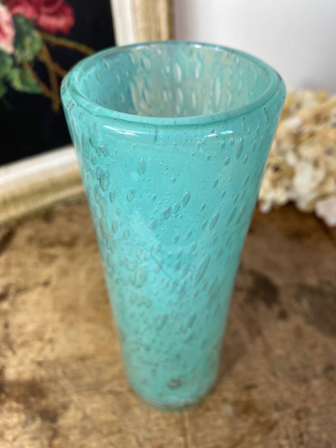 Tubular bubble glass vase
