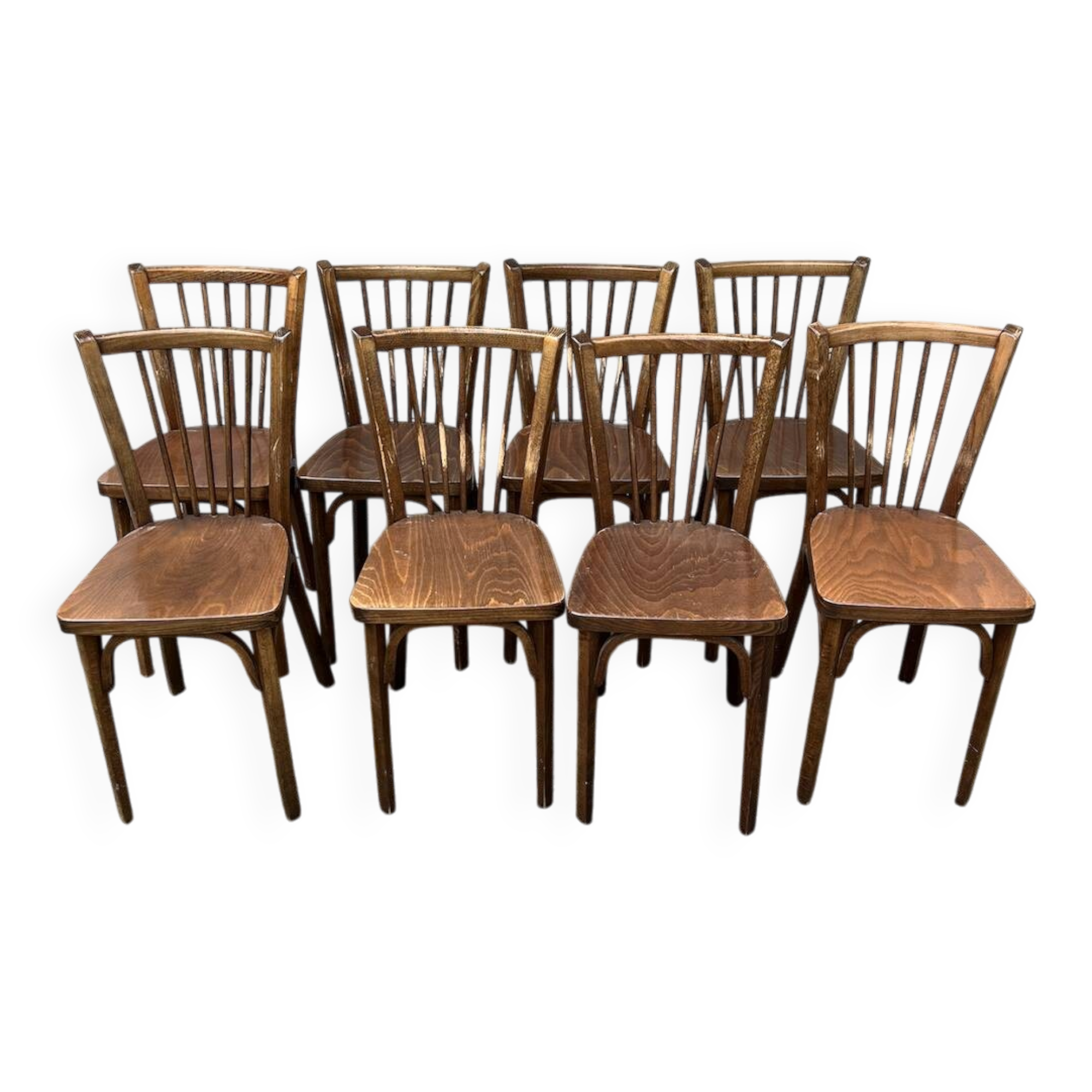 (Lot) 8 chaises bistrot estampillées Baumann