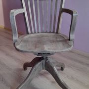 Fauteuil de bureau pivotant en bois laqué gris