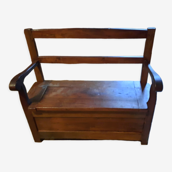 Vintage chest bench