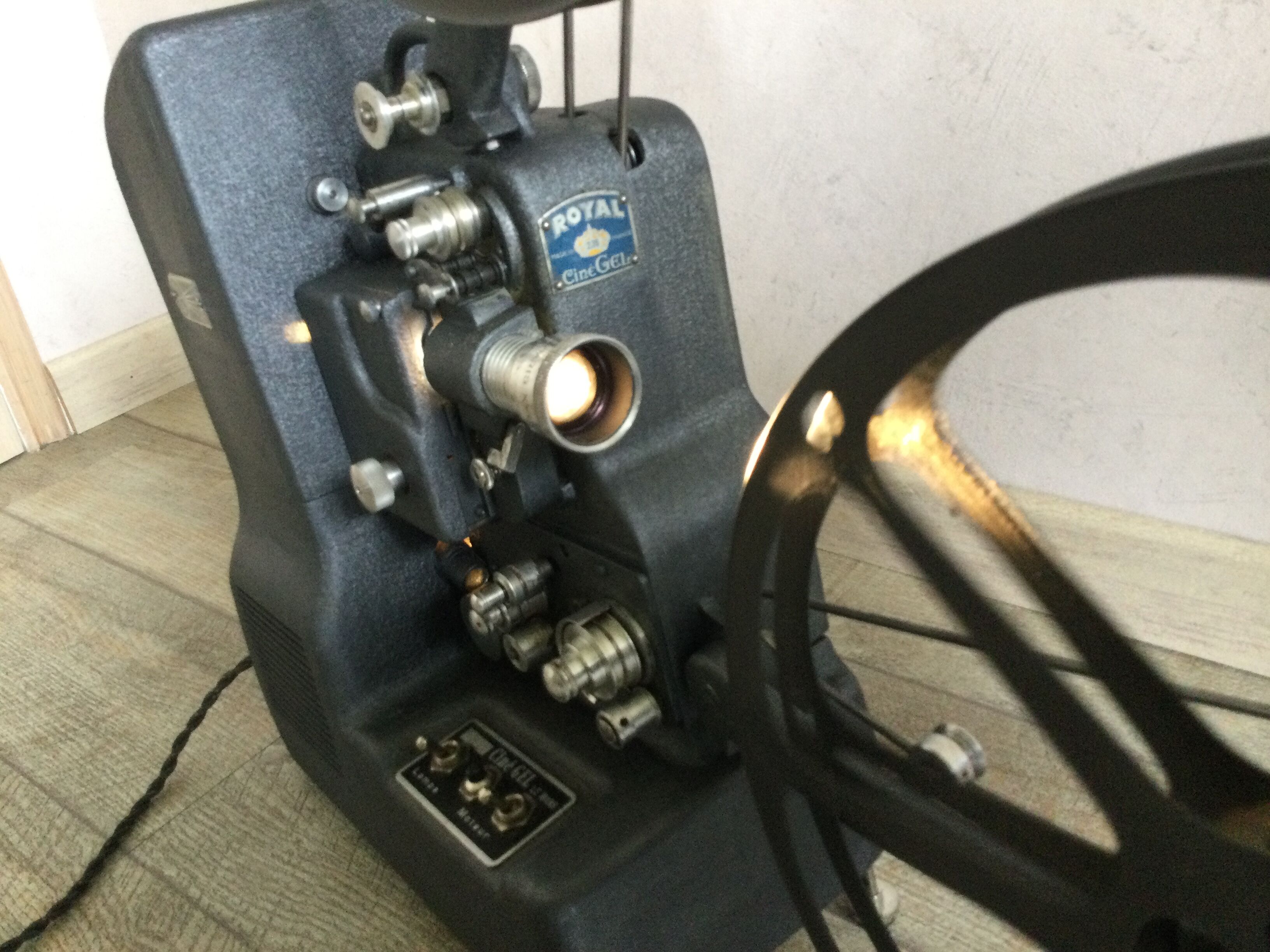 50s/60s movie projector