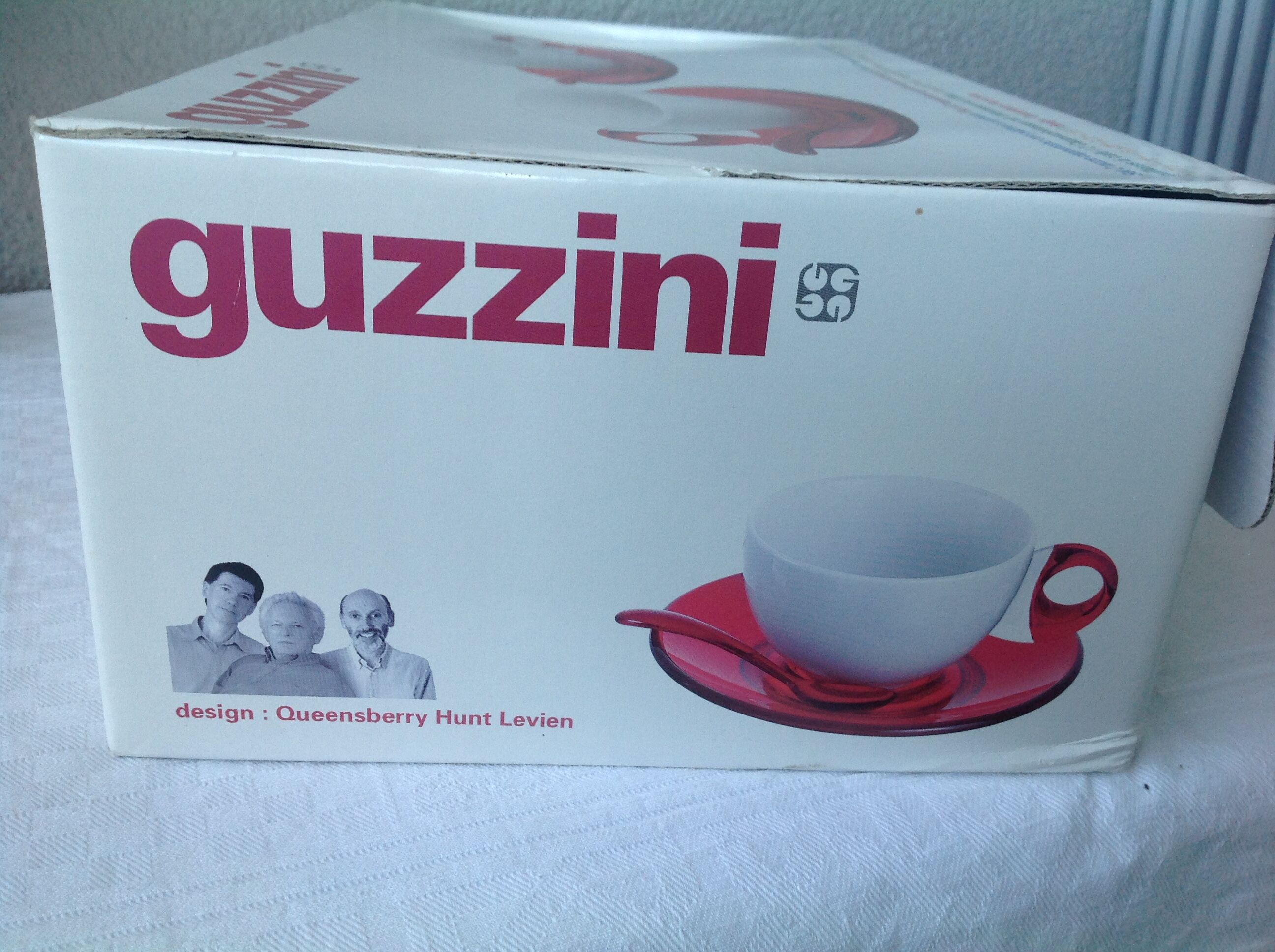 Queensberry Hunt Levien Guzzini cappuccino cups