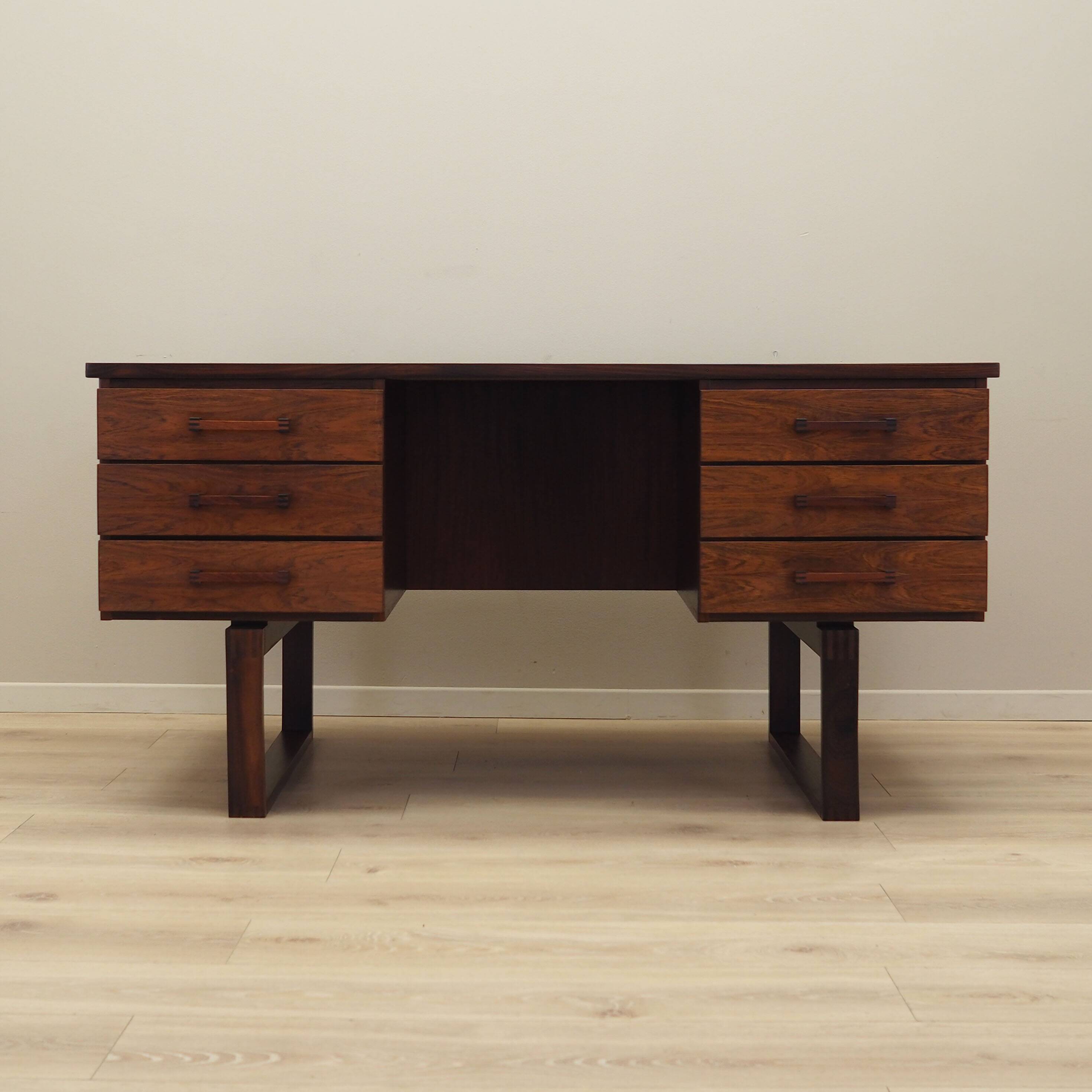 Rosewood desk, Danish design, 1960s, designer: Torben Valeur & Henning Jens