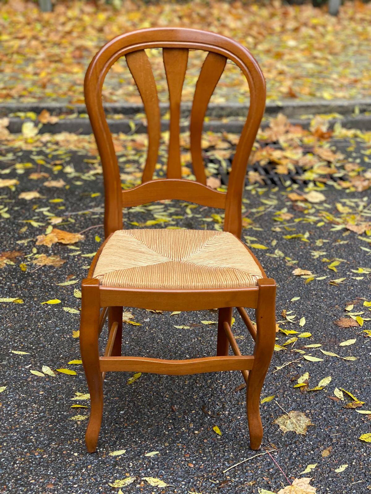 Chaise en bois massif paillées Louis Philippe