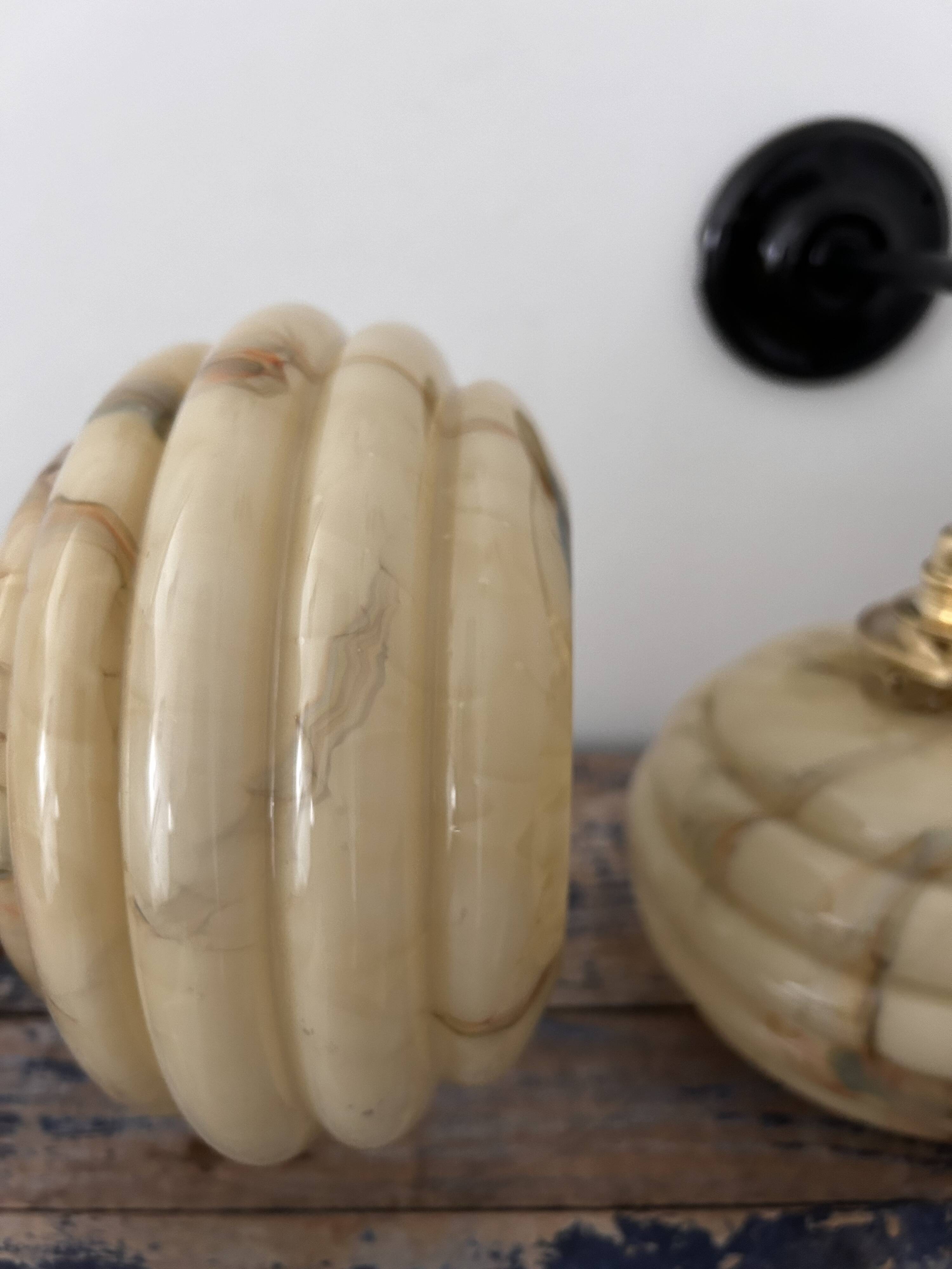 Pair of wall lights in marbled opaline