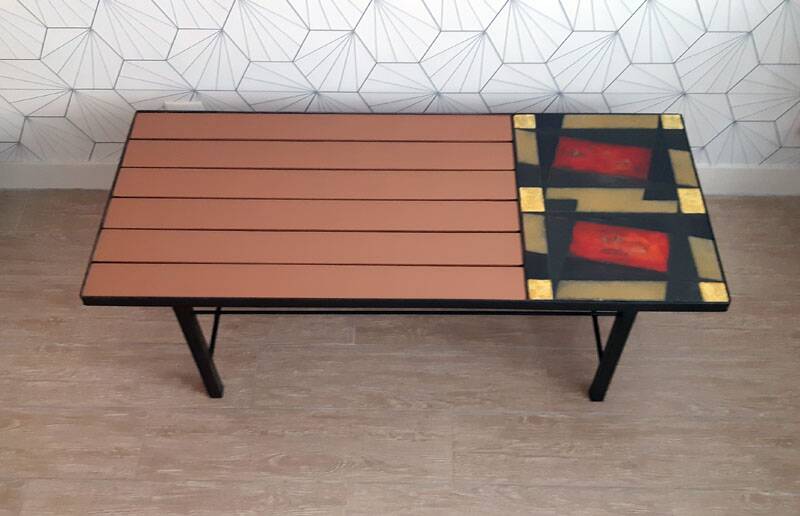 Vintage coffee table in ceramic, wood, and metal.