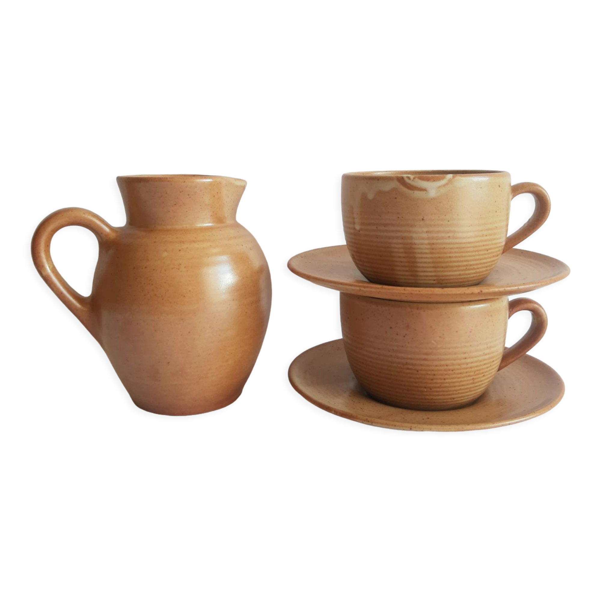 Set of 2 cups, 2 sous cups and 1 milk pitcher Cnp gres vintage village