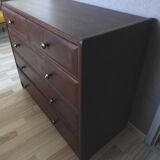 Commode ancienne années 50 à 5 tiroirs galbés montage à l’ancienne vintage et boutons laitons