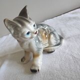 Figurine, Cat statuette, in old 20th century enameled ceramic. Animal figurine, vintage feline