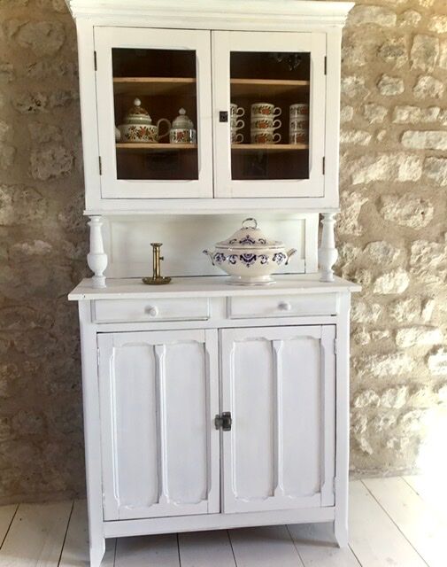 Parisian two-body buffet