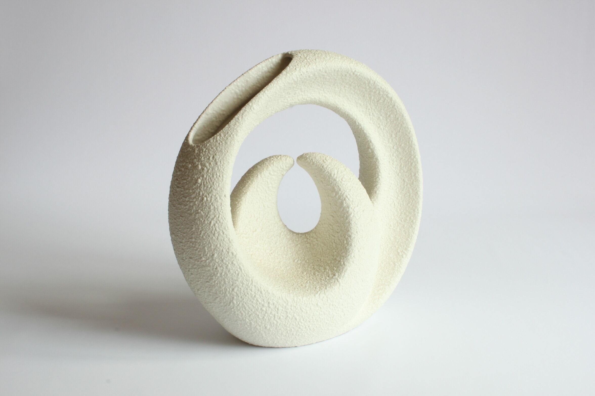 Vase cercles croisés de Roberto Rigon pour Bertoncello, Italie années 1970