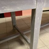 Grande table à manger de 4 mètres de long