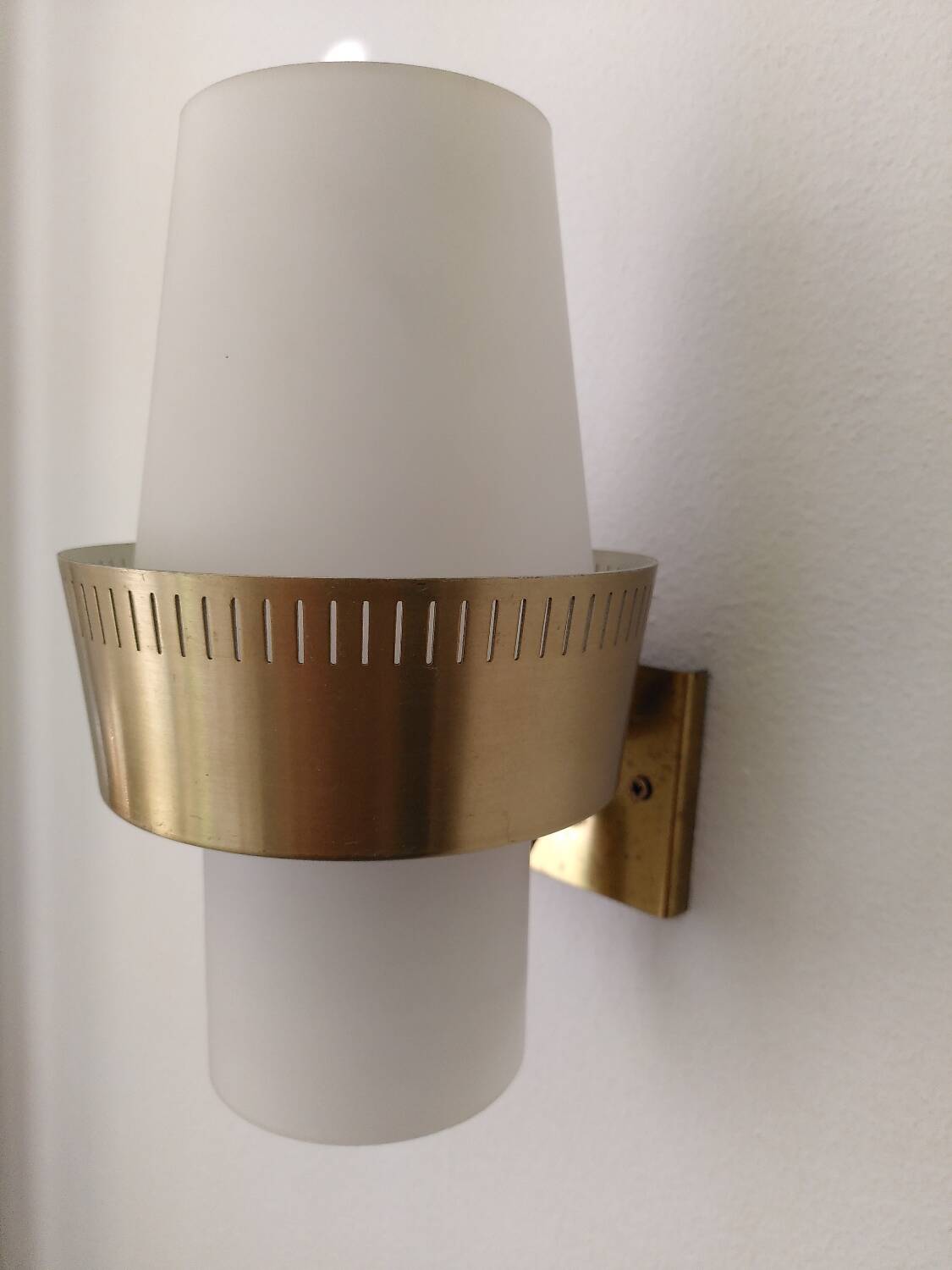 Danish modernist wall lamp, Lyfa 1950