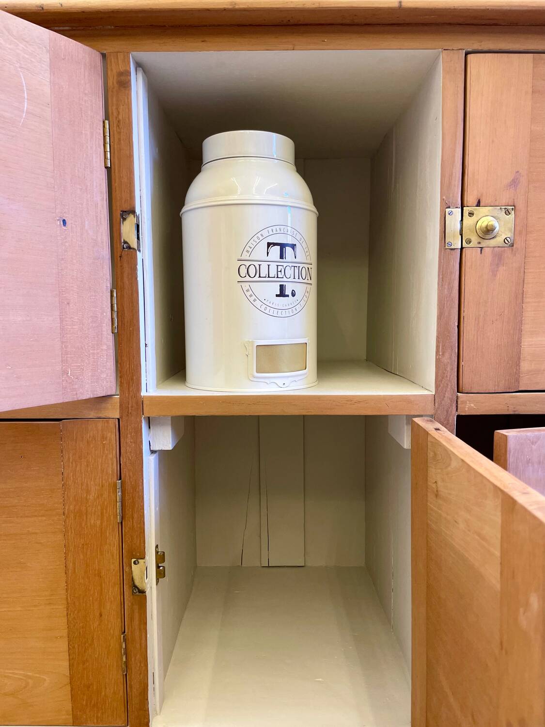 Buffet / vintage solid wood storage unit – 6 doors