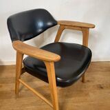 Scandinavian armchair by Erik Kirkegaard in oak and leather, 1960s