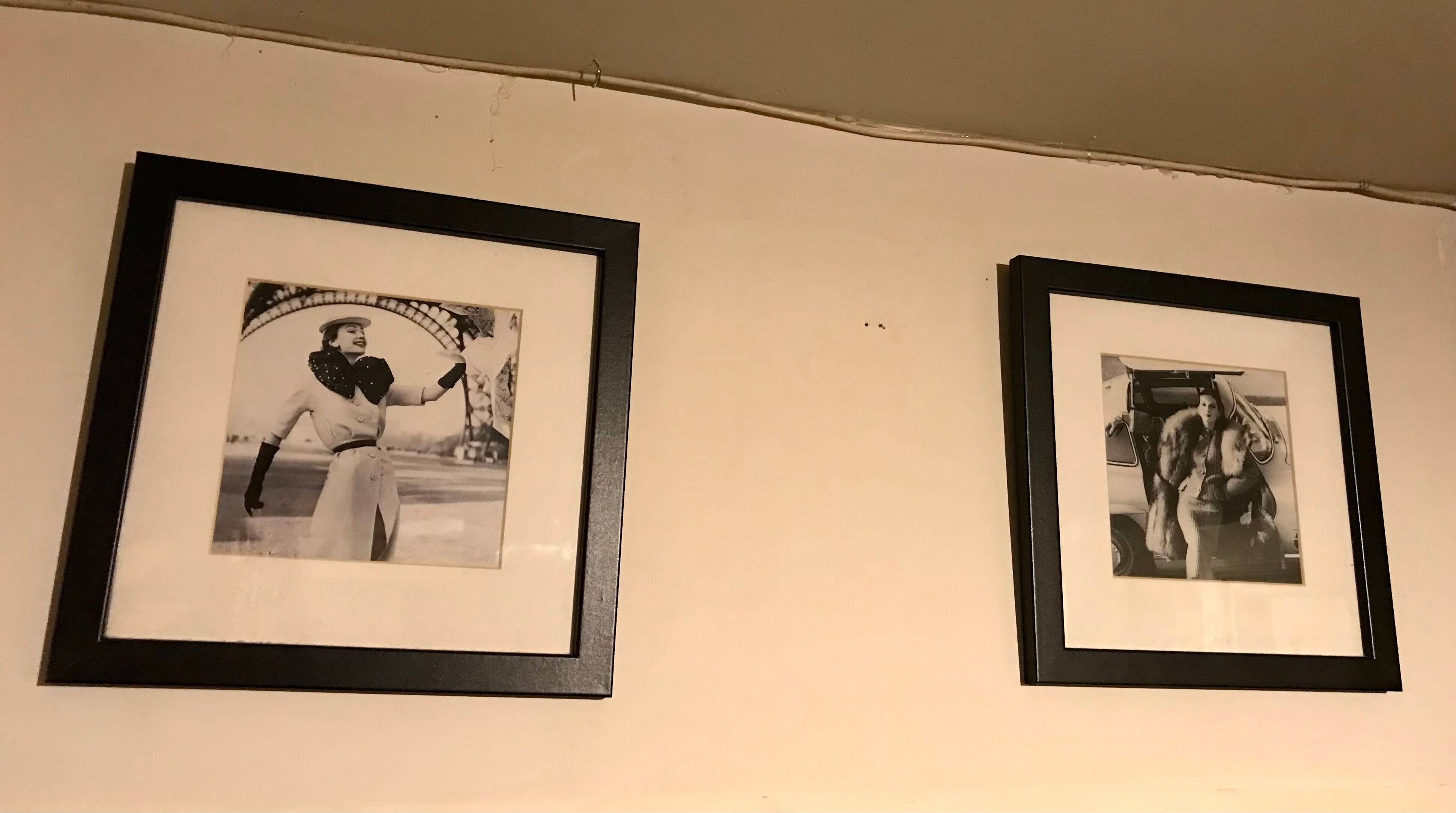 Vintage photo fashion years 60 eiffel tower