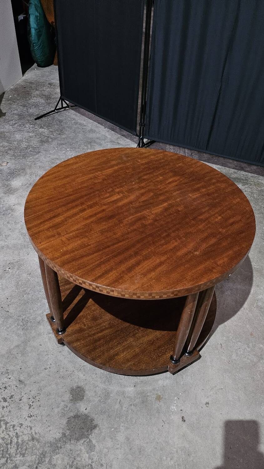 Art deco pedestal table
