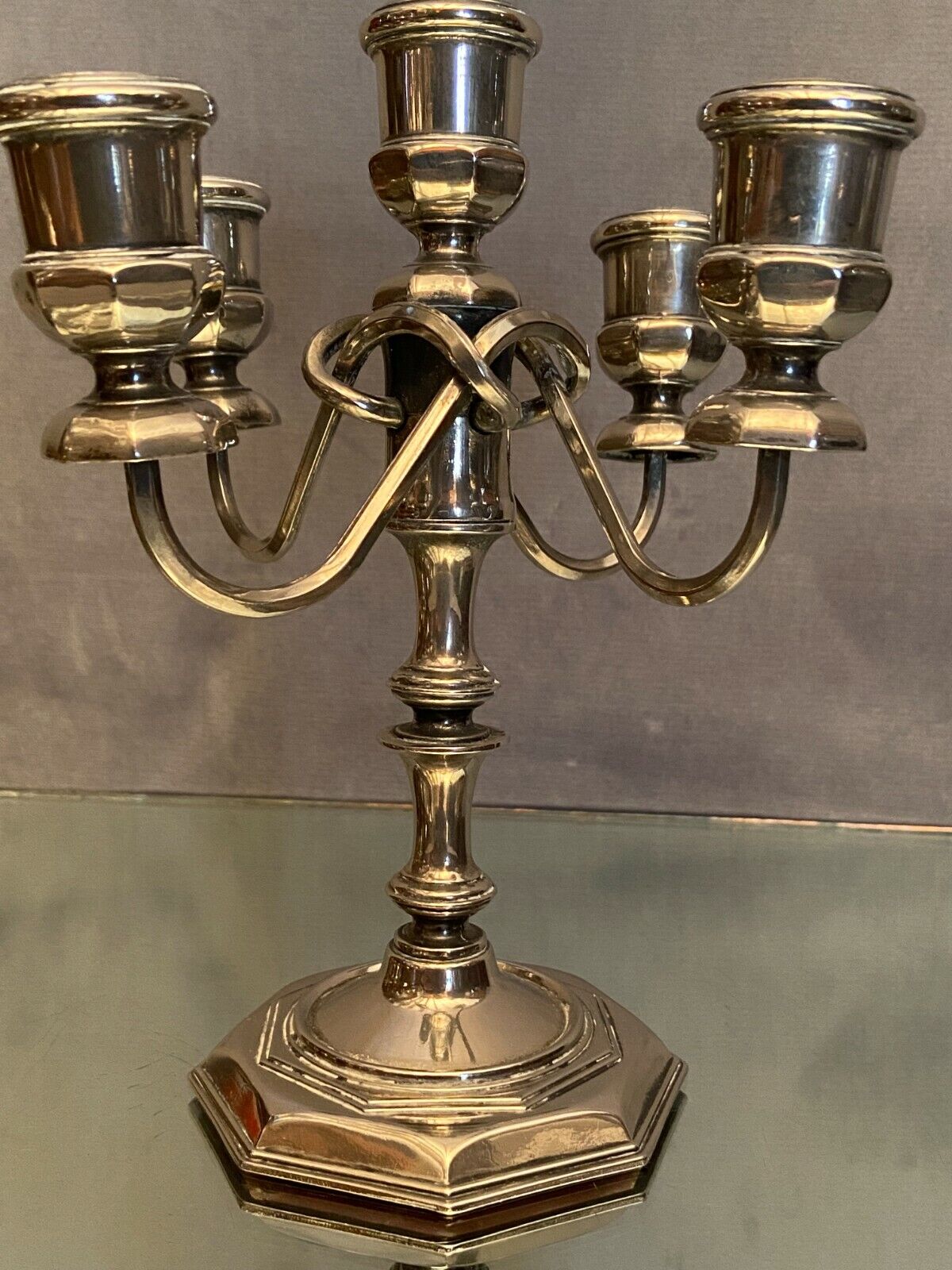 Regency-style 4-spoke metal chandelier with silver patina