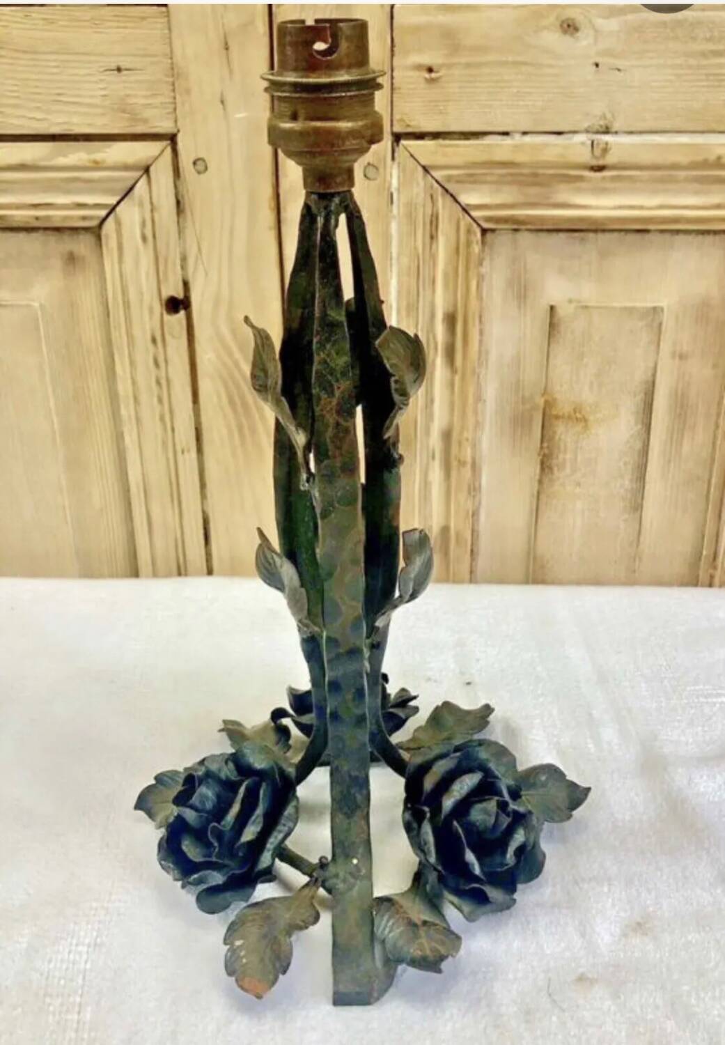 Art Deco Opalescent glass lamp R Frontisi Ezan 1930