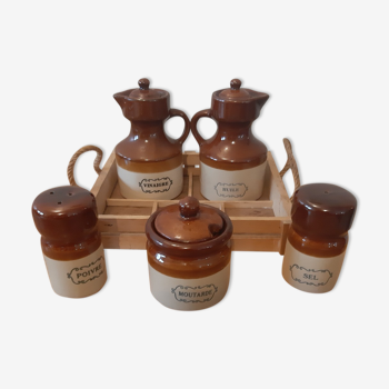 Condiment set