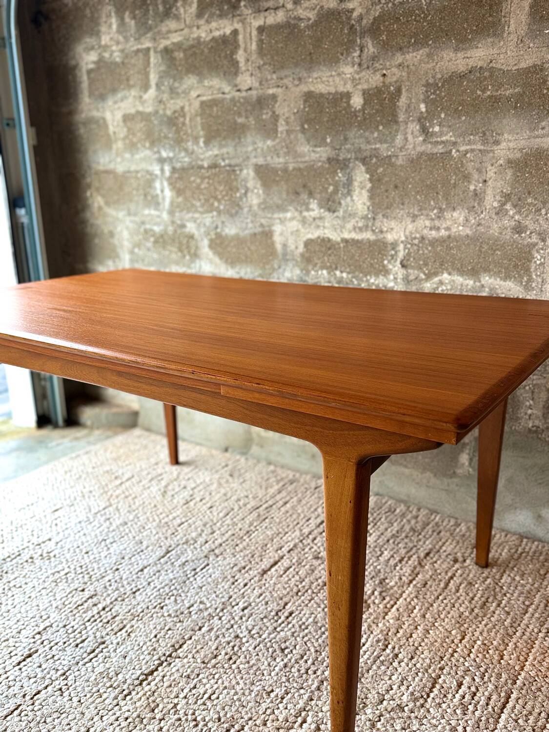 Scandinavian teak table with extensions, 1960s/70s.